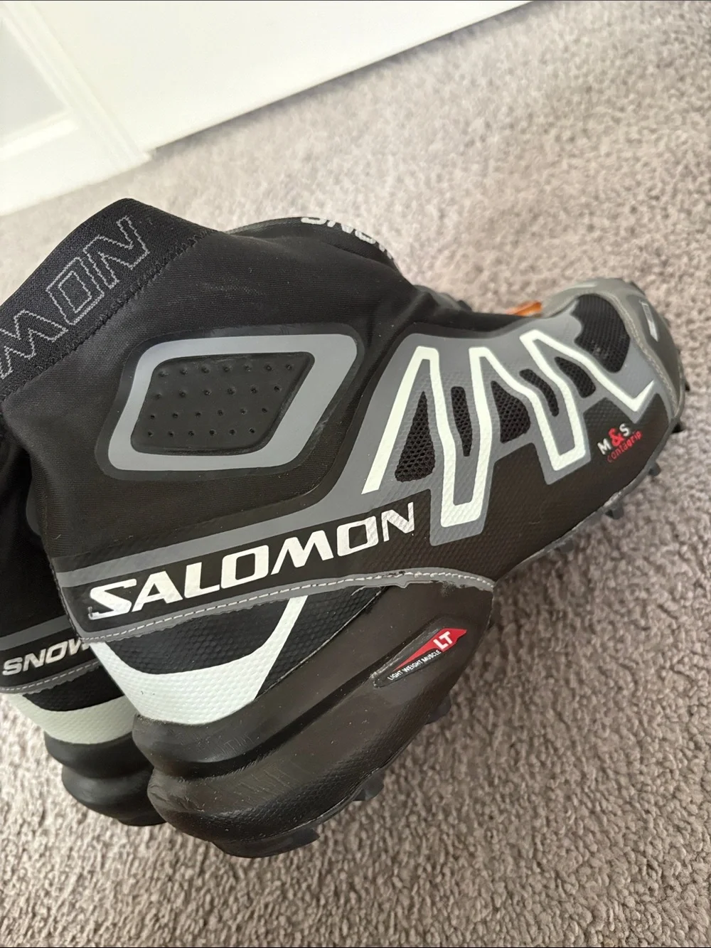 Salomon Snowcross CS winter trail running shoes